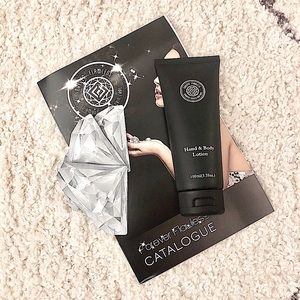 New Forever Flawless Hand & Body Lotion + Samples!